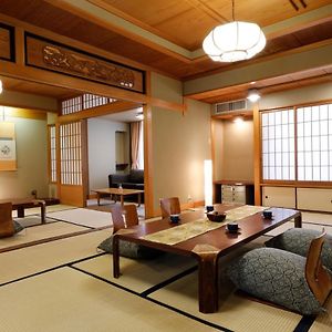 Japanese-Style Room